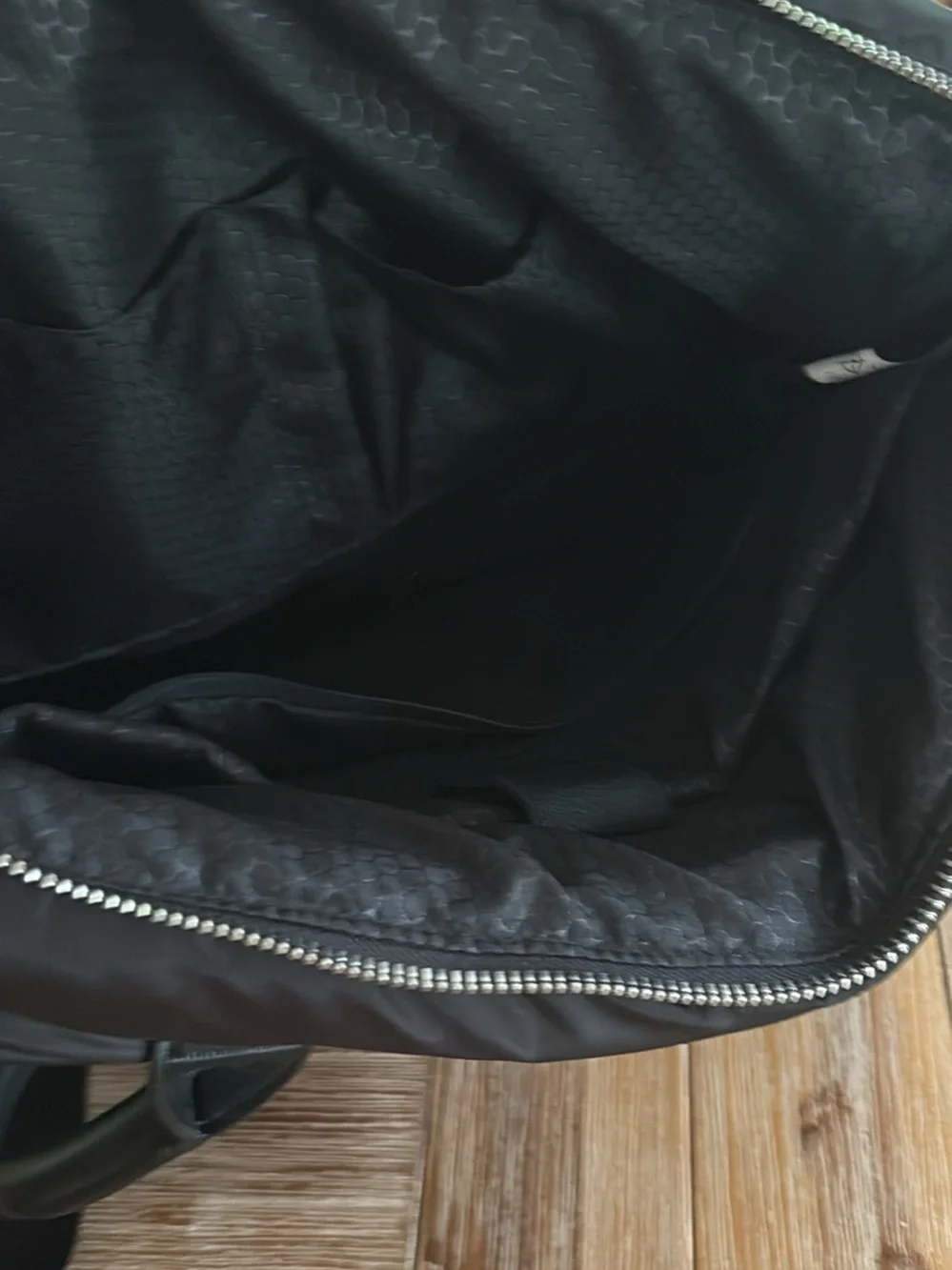 iPack Puffy Tote Bag